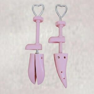 PAIR OF PINK SHOE TREES 🌲🌲 LOOK LIKE NEW ✨ #FASHION #SHOES #STYLE #PINKVIBES